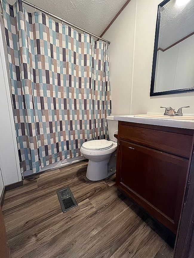 Image of 4250 Route 307 #94