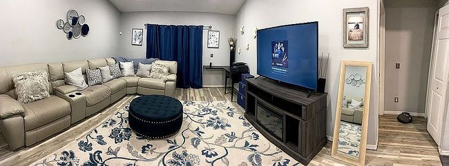 Image of 5044 Locke Ln