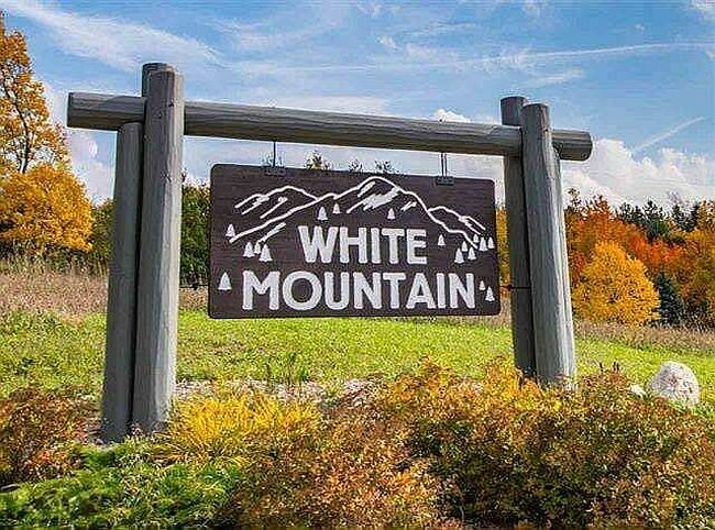 Photo of Lot 19 Aspen Ridge Ct, Boyne City, MI