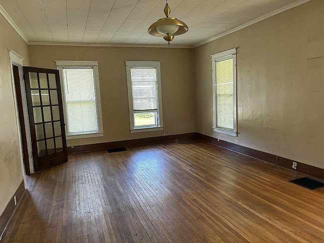 Photo of 403 S Mechanic St, Smethport, PA