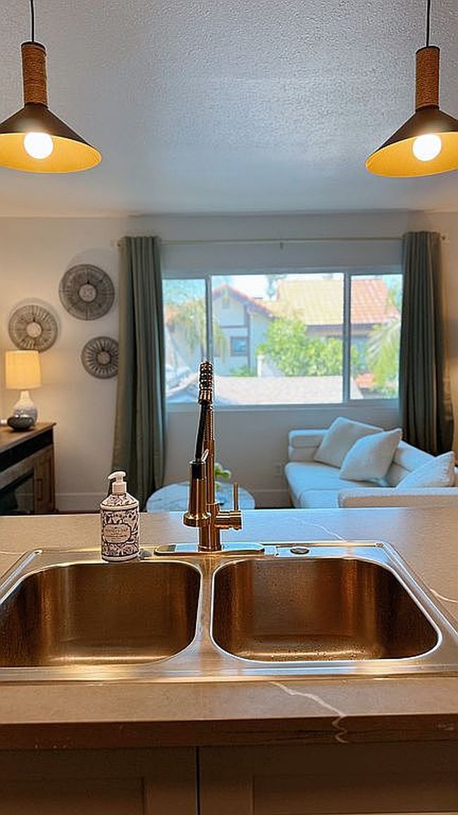 Photo of 115 N Marguerita Ave, Alhambra, CA