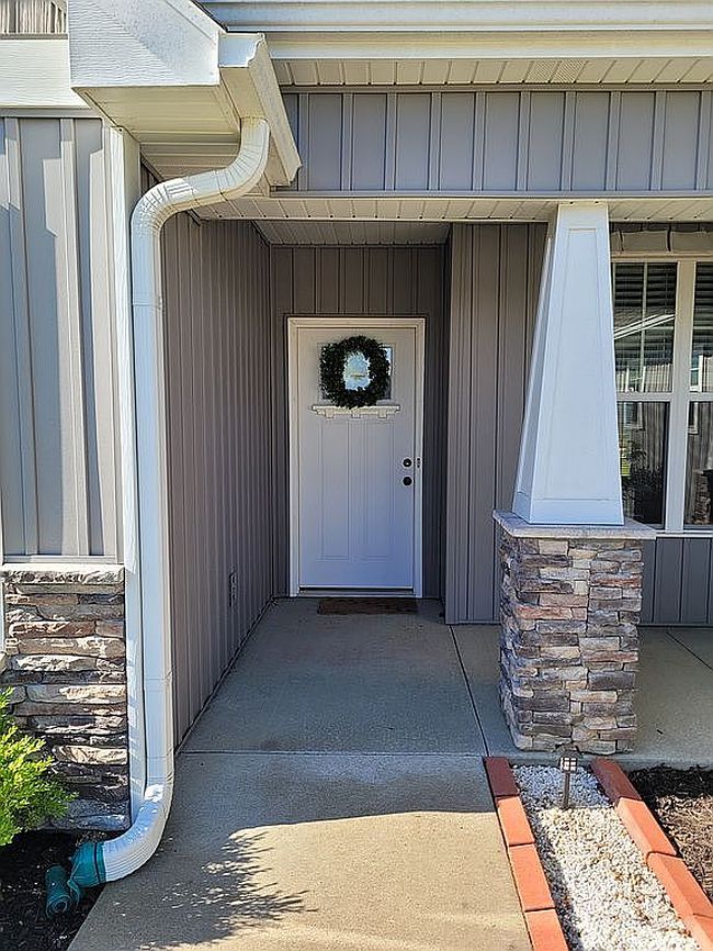 Image of 4205 Meadow View Dr