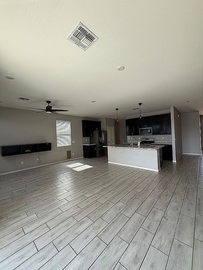 Additional photo of property located at 12450 W Orangewood Ave