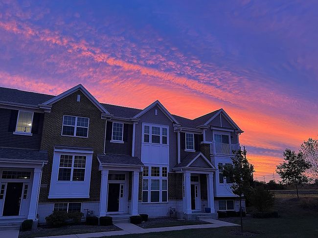 Photo of 2933 Madison Dr, Naperville, IL