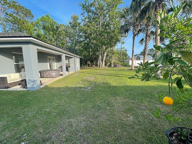 Image of 10 Pine Tree Dr