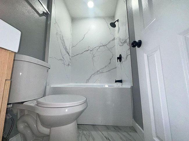 Image of 2710 Roberts Cir