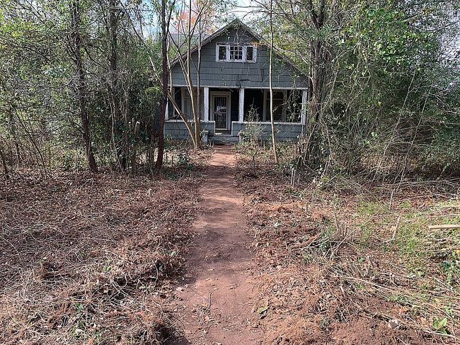 Photo of 135 7th St, Akron, AL