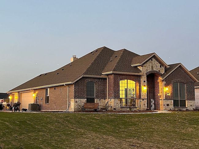 1884 Creekview Ln, Nevada, TX