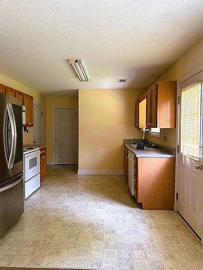 Image of 7 Redfern Trl Ne