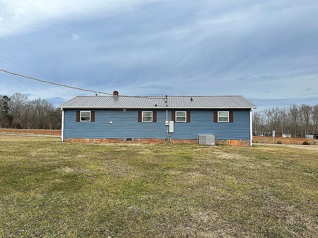 Photo of 392 New House Rd, Ellenboro, NC