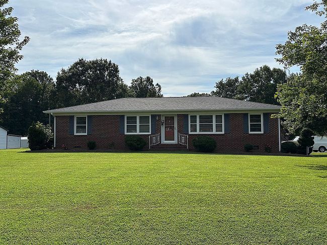 Photo of 300 Wilson Ave