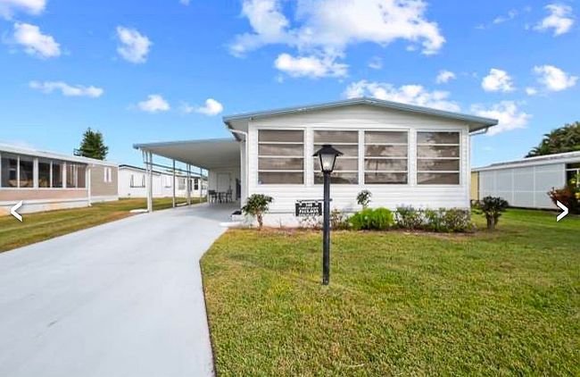 Image of 148 Ne Sharyon Ln