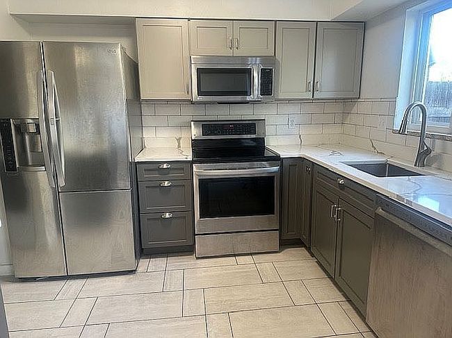 Image of 5719 S Lowell Blvd