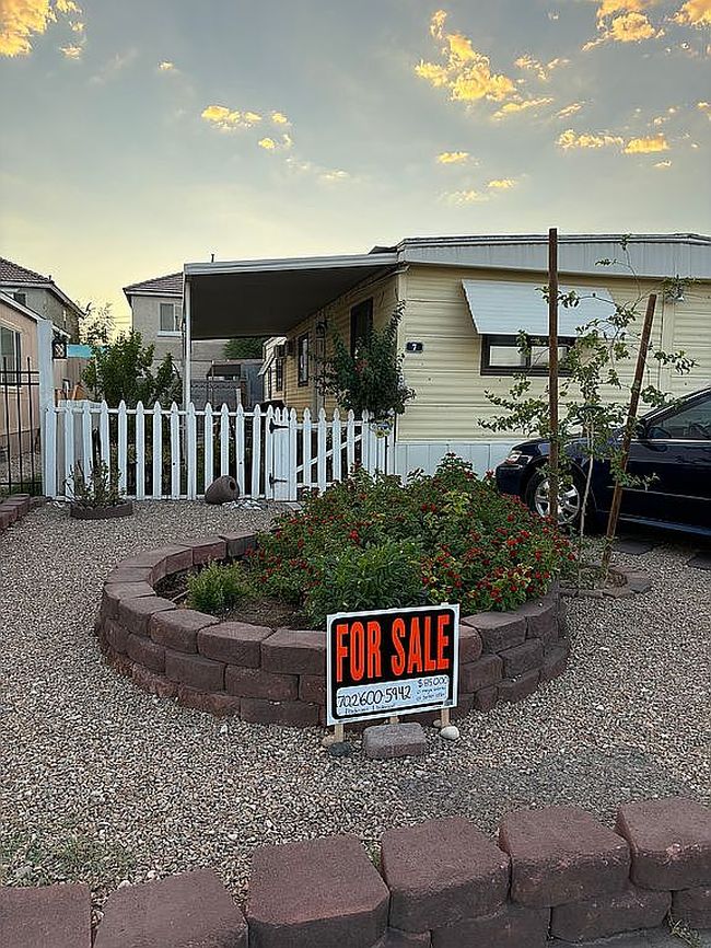 Preview of property located at 5250 E Lake Mead Blvd Unit 7