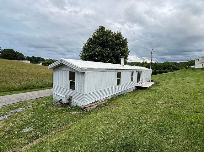 Photo of 2055 Devault Bridge Rd Lot 28, Piney Flats, TN