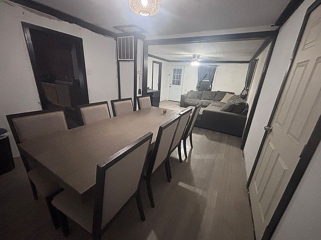 Image of 404 W A St