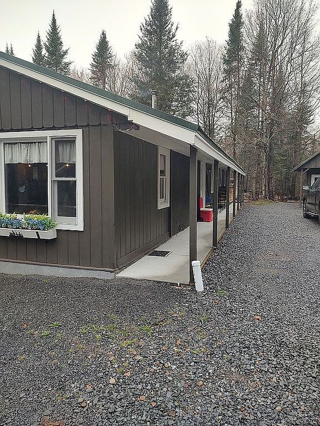 Image of 8621 Number 4 Rd