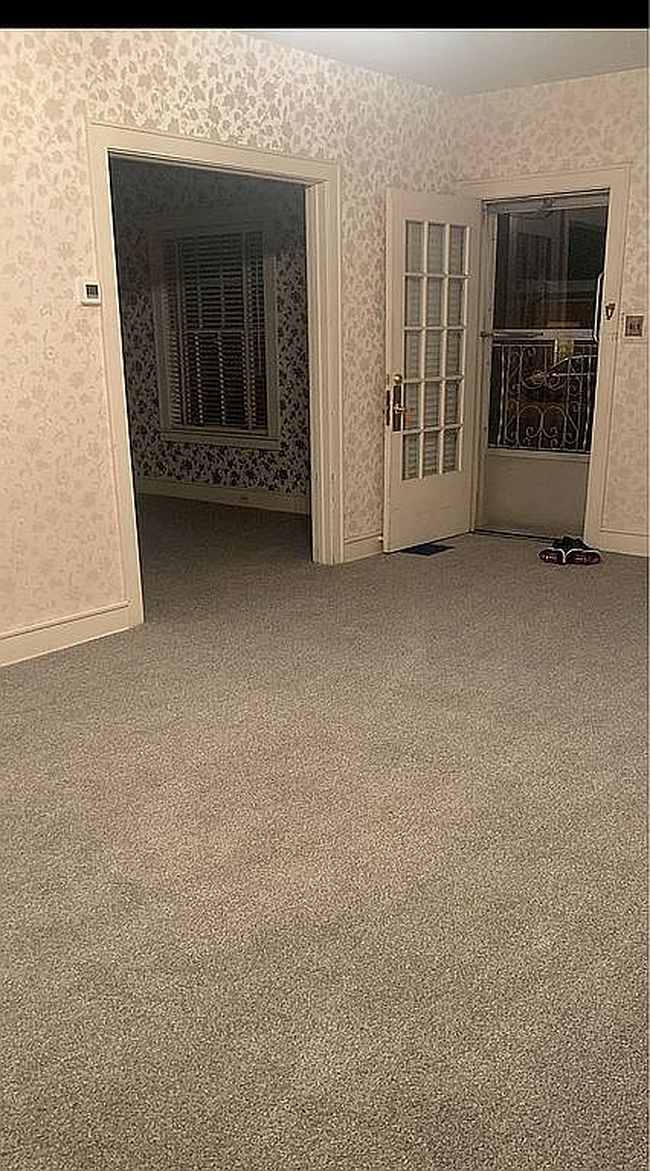 Image of 608 E 2nd St
