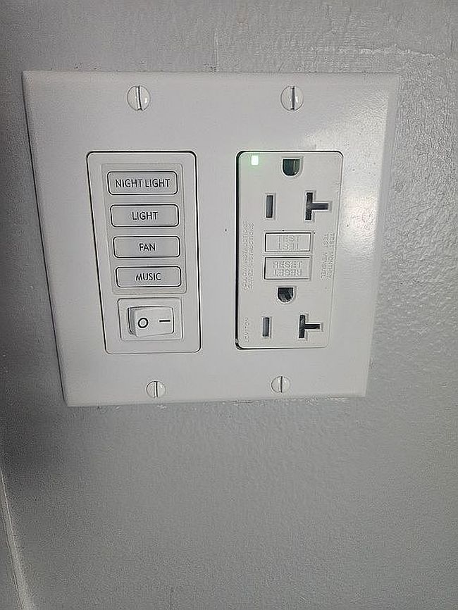 Image of 12 S 1st St
