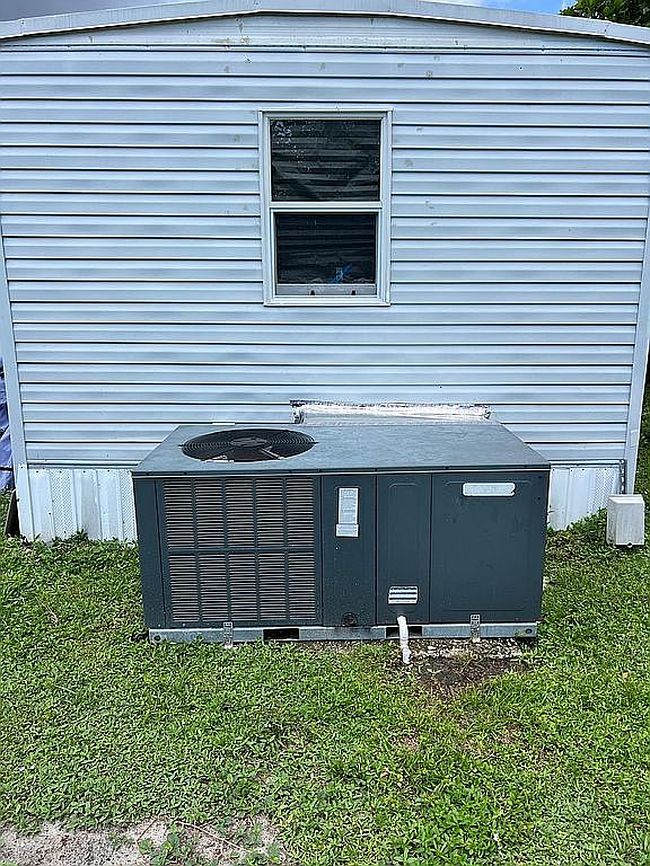 Image of 4918 Ne 1st Ter