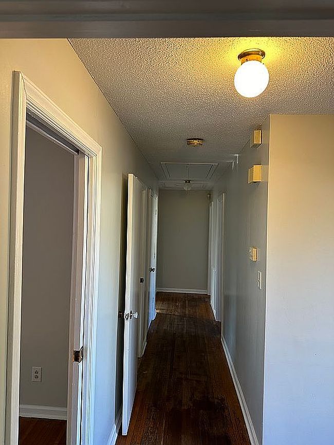 Image of 101 Hemlock Dr