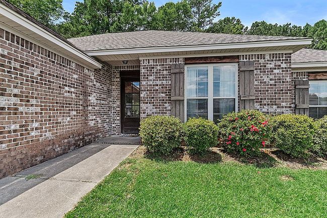 Photo of 24 W Spanish Oaks, Sumrall, MS