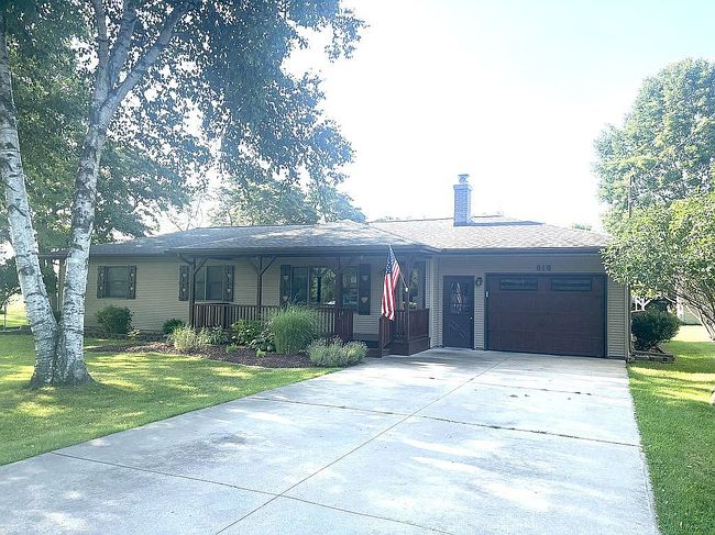 Photo of 816 Sunflower Dr