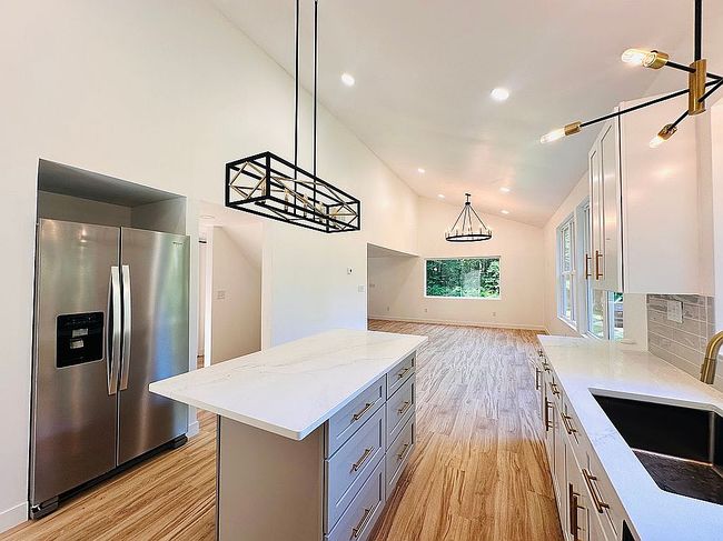 Photo of 63351 Oak Rd, South Bend, IN
