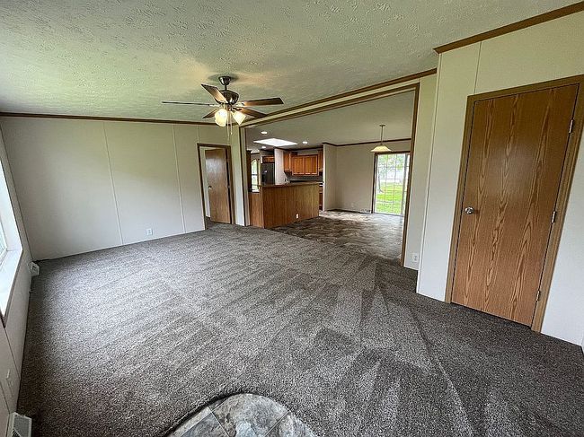 Image of 114 W Parker St