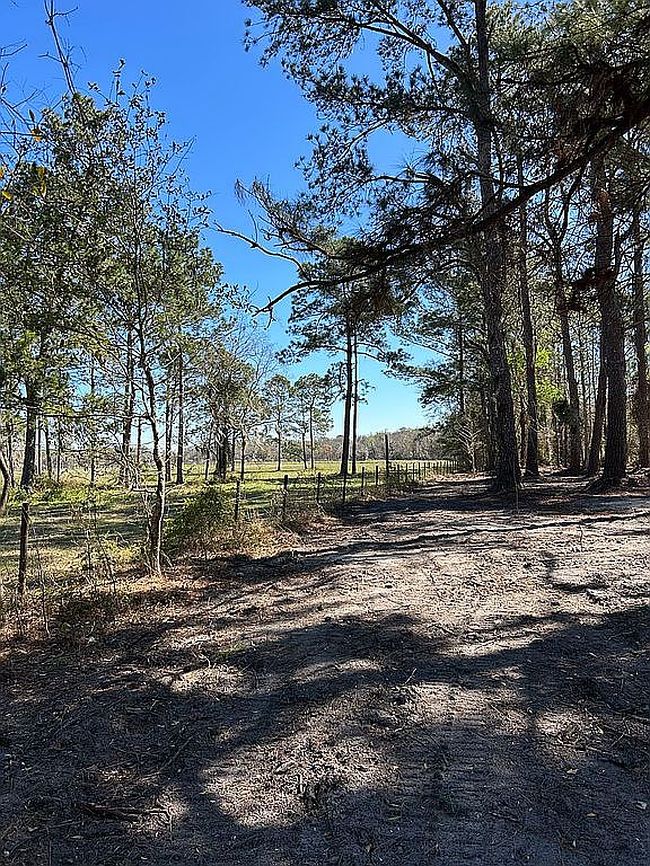Additional photo 4 of property located at Nw 210th St
