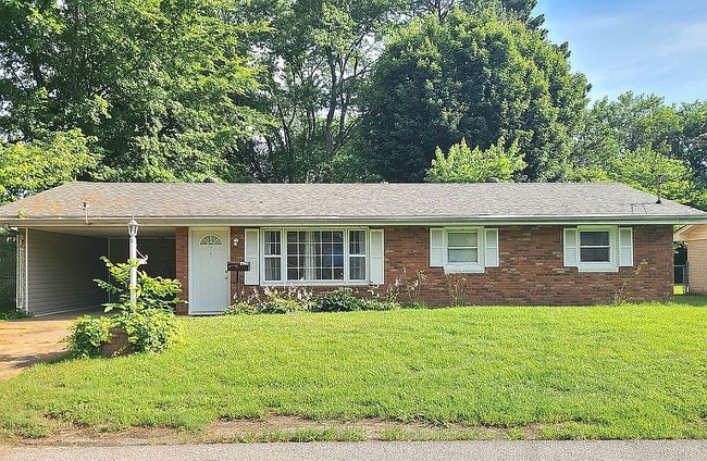 Photo of 2204 Gail St, Scott City, MO
