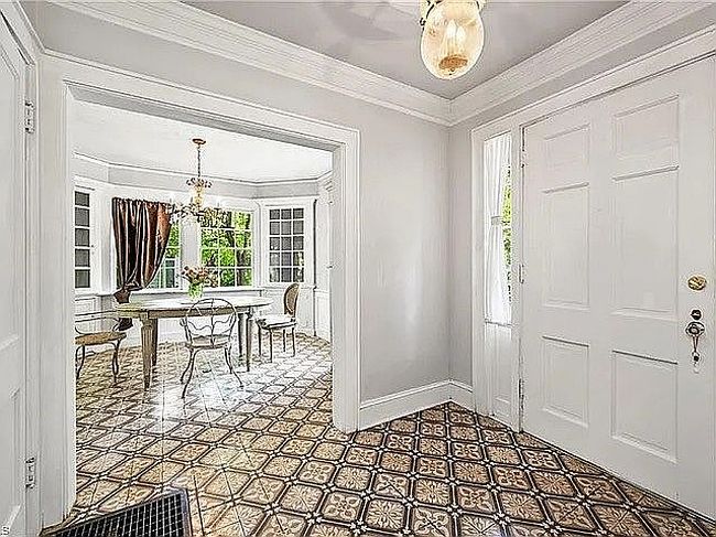 Photo of 500 Cascade Ave, Winston Salem, NC