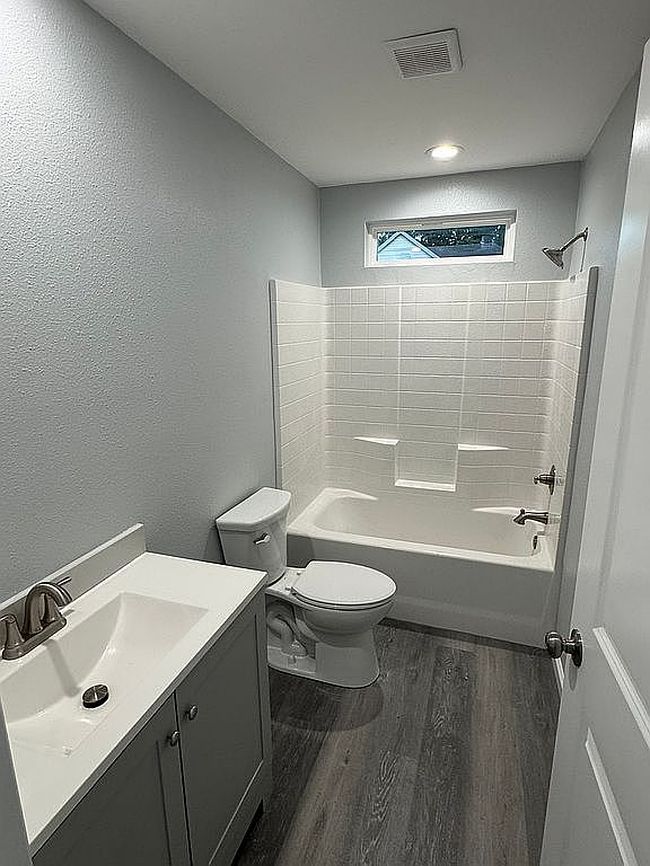 Image of 1224 La Clede St