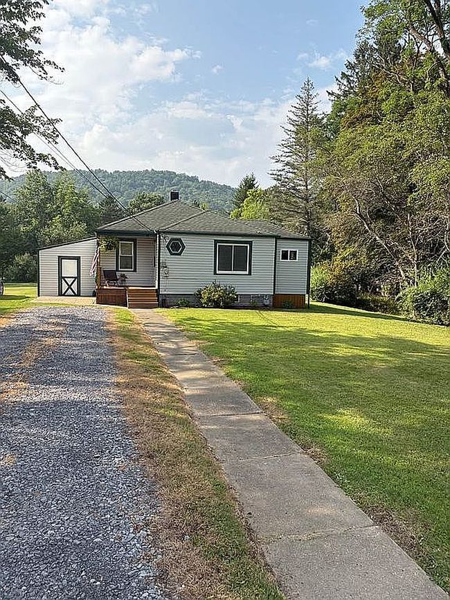 Photo of 417 E Mill St, Port Allegany, PA