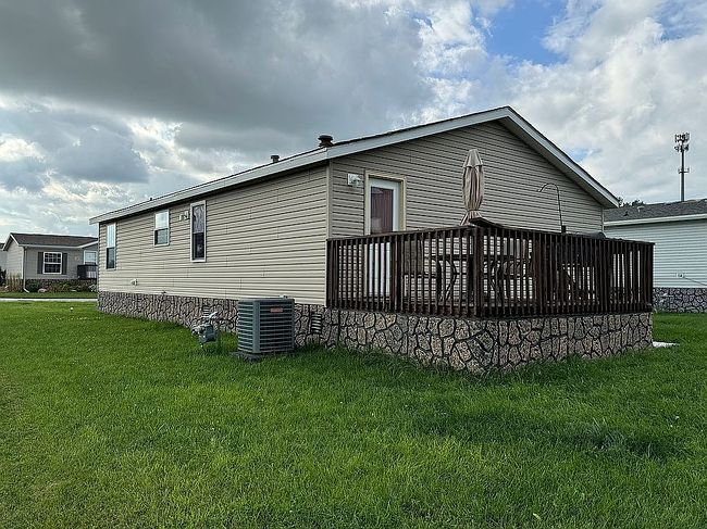 Photo of 816 Salk Ave, Ames, IA