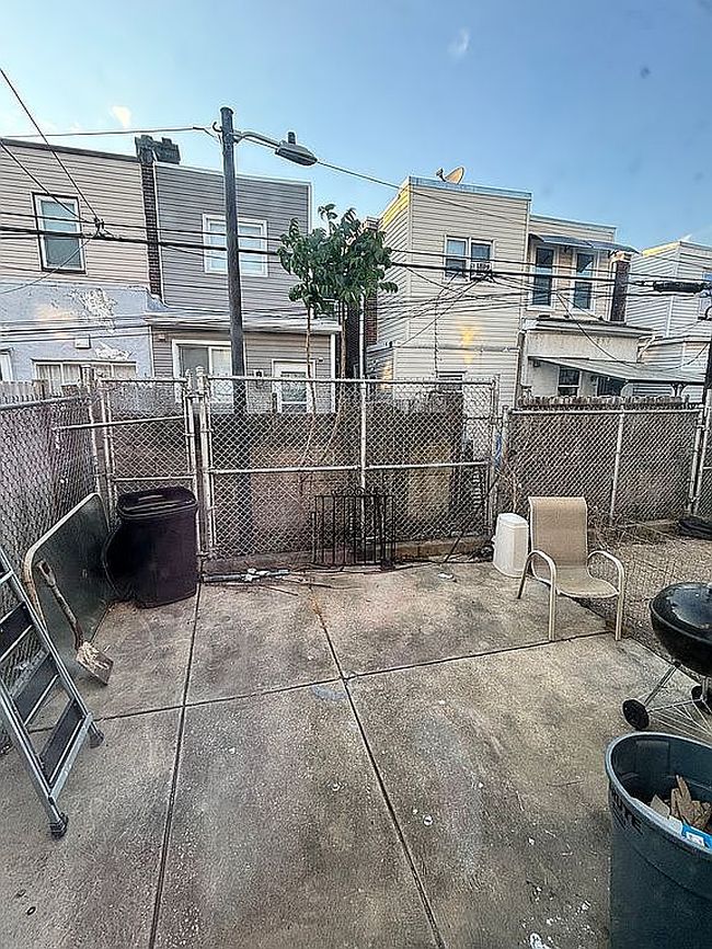 Image of 3006 Cedar St