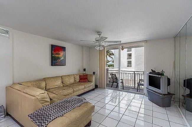 Photo of 345 Ocean Dr Apt 214, Miami Beach, FL