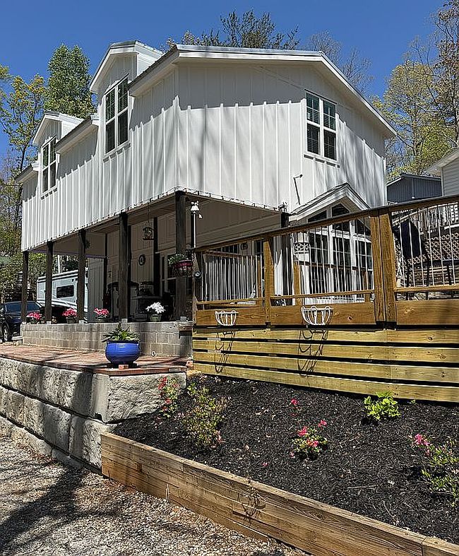 Photo of 170 Yogi Bear Blvd