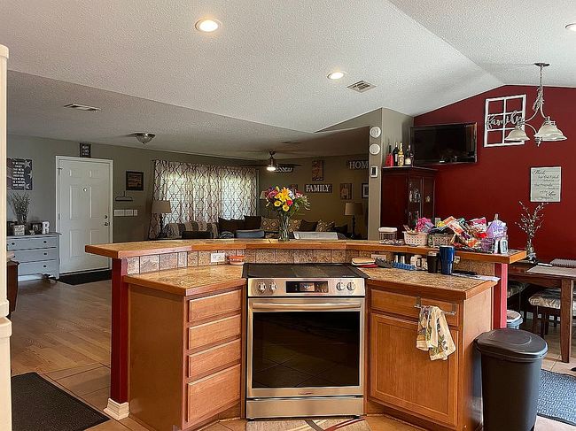 Photo of 405 W 9 1/2 Mile Rd, Pensacola, FL