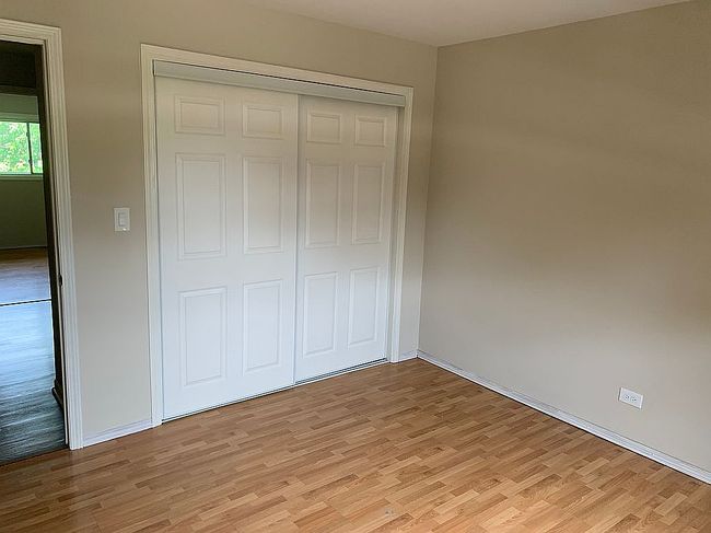Photo of 1324 S Main St, Lombard, IL