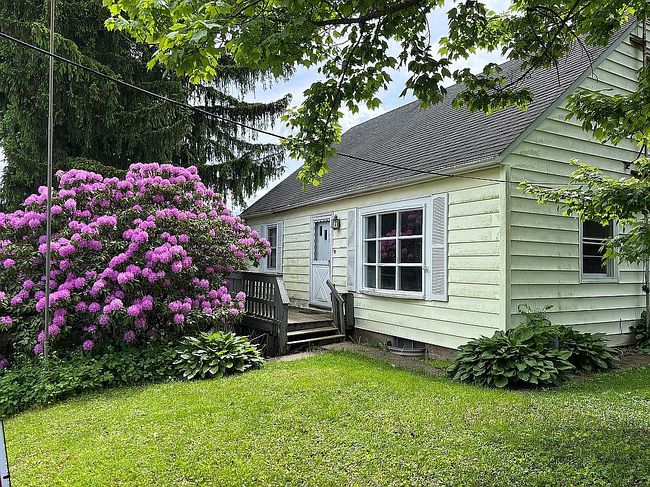 Image of 602 Burrows Ave