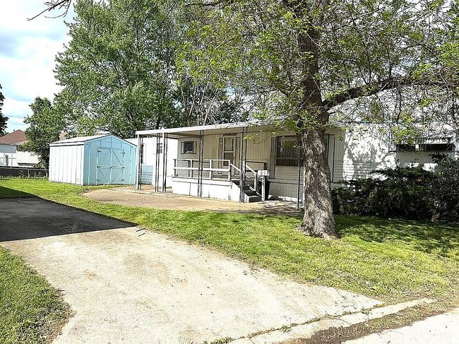 Preview of property located at 22 Narcissus Ln