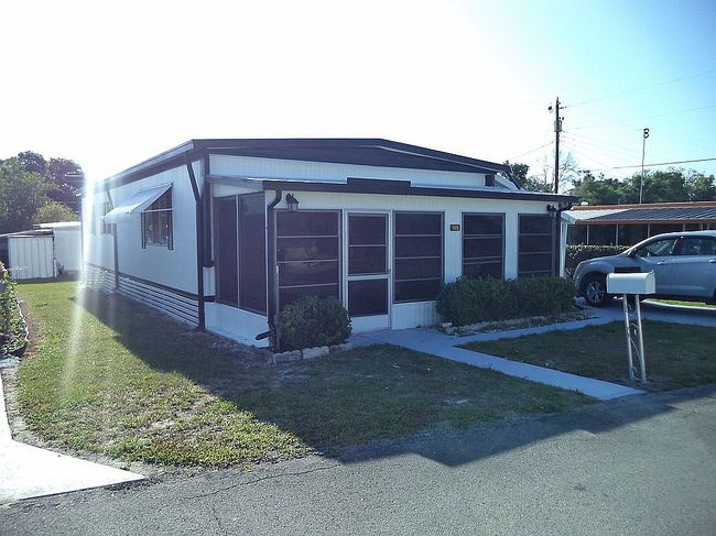 Preview of property located at 6122 Pearl St