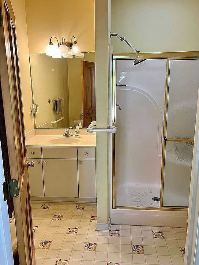 Image of 122 Circadian Way