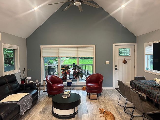 Image of 1 Livingston Pl