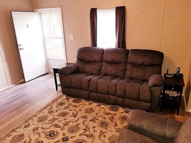 Photo of 110 Castle Dr, Gainesville, FL
