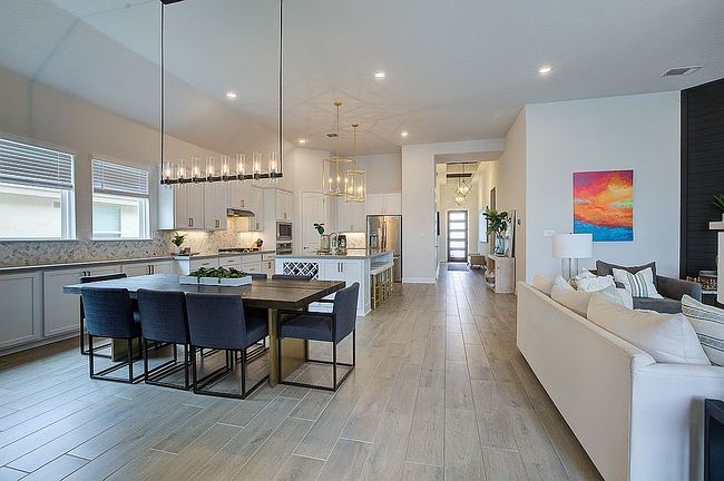 Image of 2252 Meadow Way St
