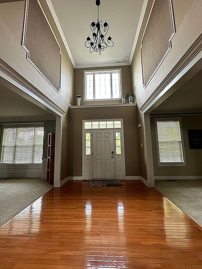 Photo of 413 Brister Rd, Bensalem, PA