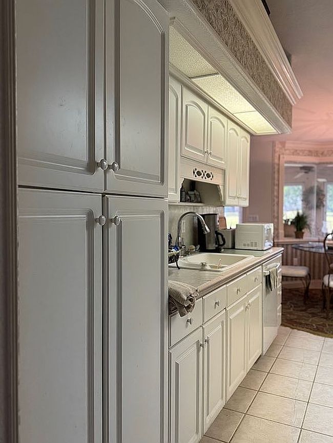 Image of 221 Golf Aire Blvd
