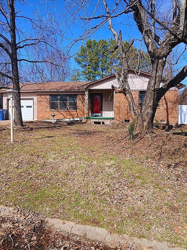 921 Cedar Ln, Fort Smith, AR